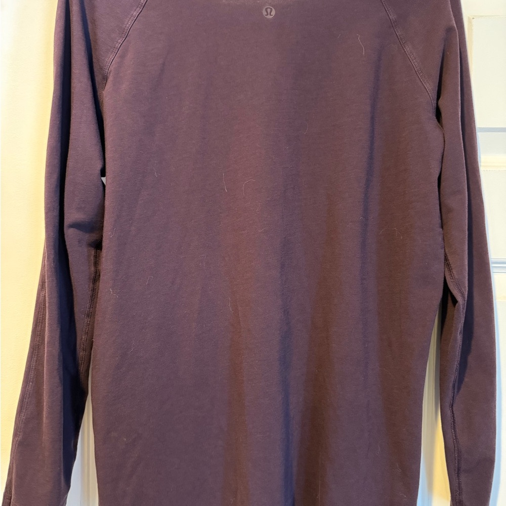 lululemon athletica Wonen’s Purple Long Sleeve Shirt